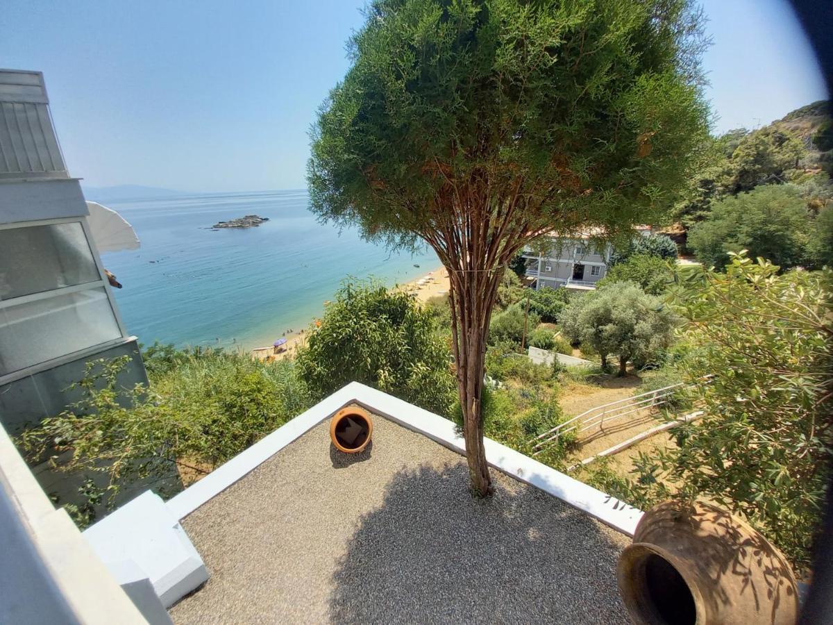 Balcony By The Sea Apartamento PalaiónTsiflíkion Exterior foto