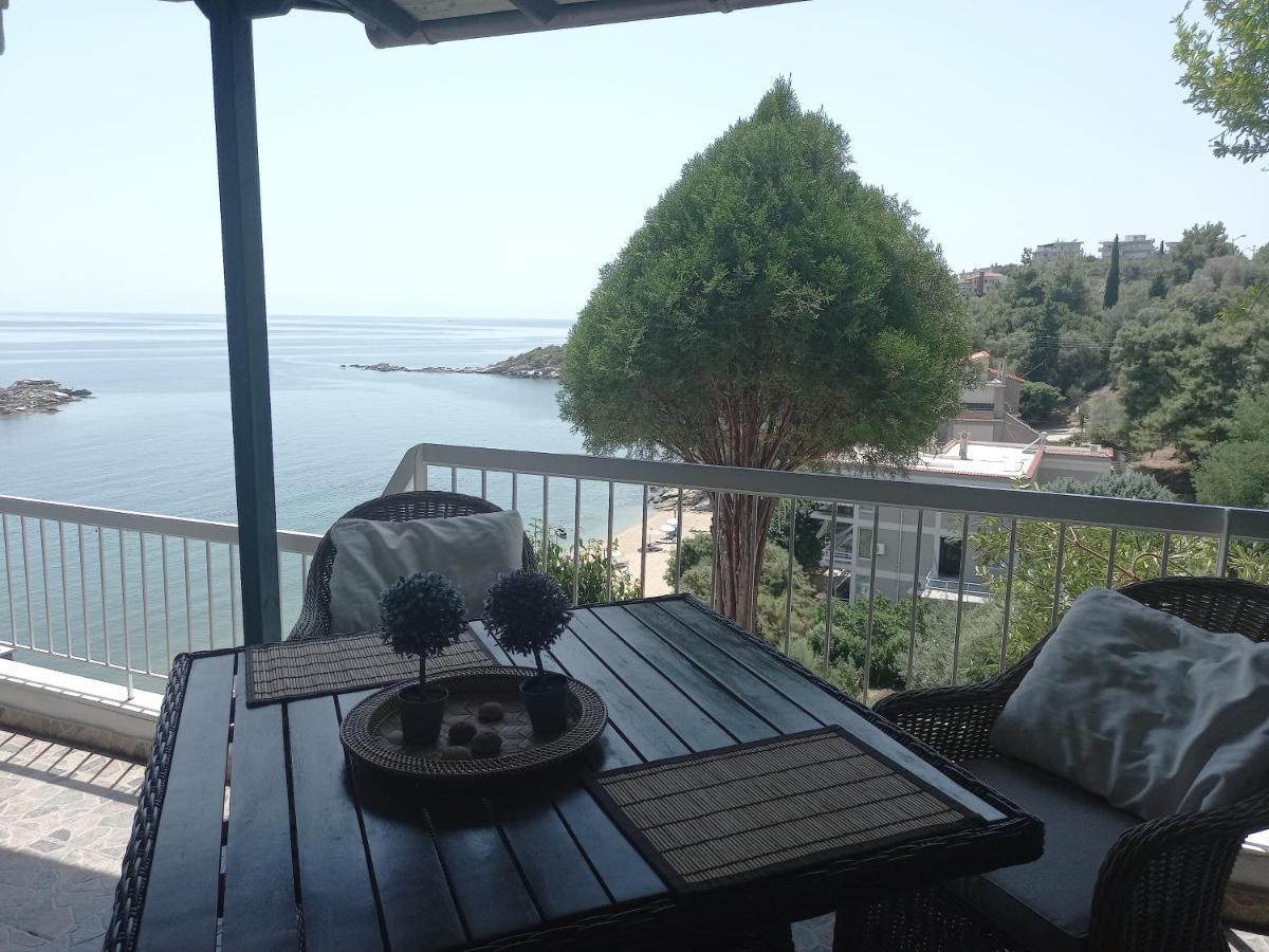Balcony By The Sea Apartamento PalaiónTsiflíkion Exterior foto