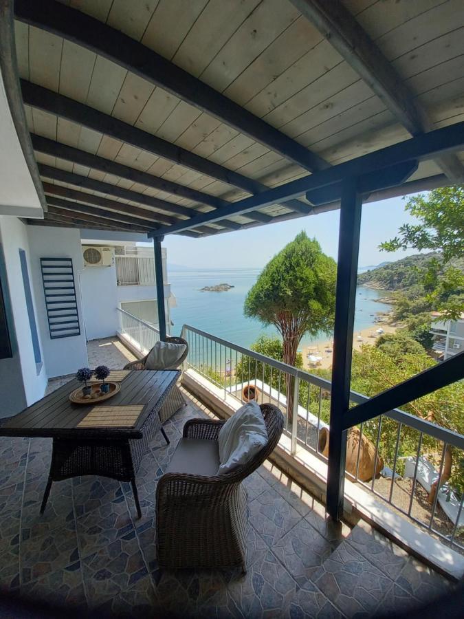 Balcony By The Sea Apartamento PalaiónTsiflíkion Exterior foto