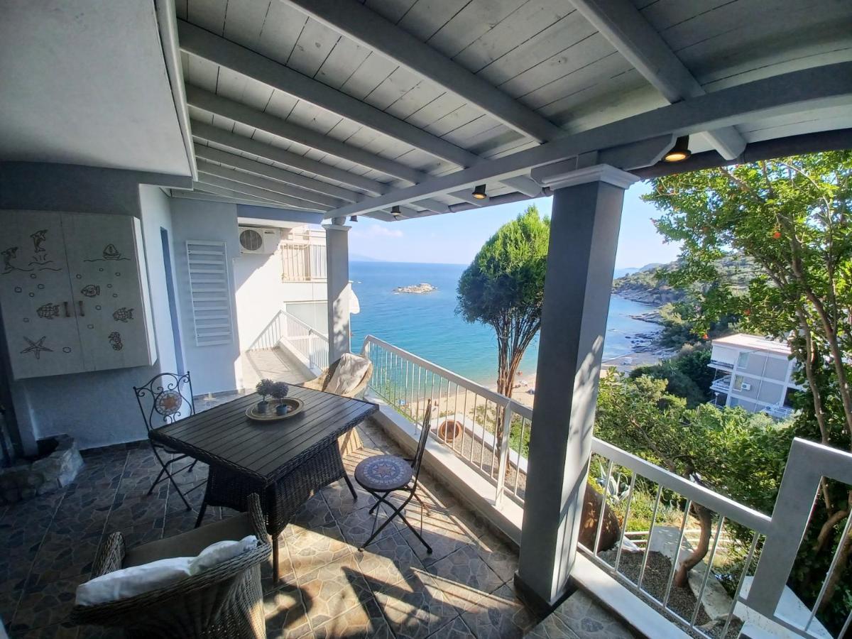 Balcony By The Sea Apartamento PalaiónTsiflíkion Exterior foto